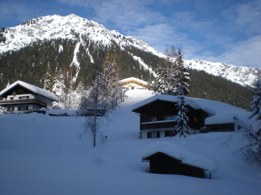 Appartements Hexahuesle Wald am Arlberg Exterior photo