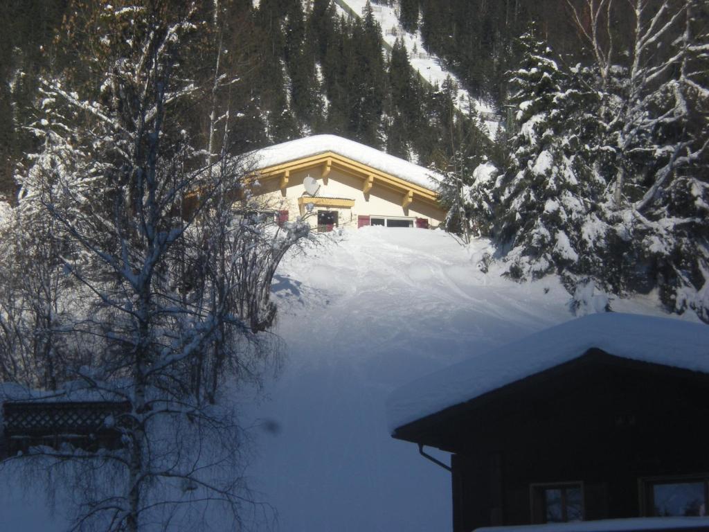 Appartements Hexahuesle Wald am Arlberg Exterior photo